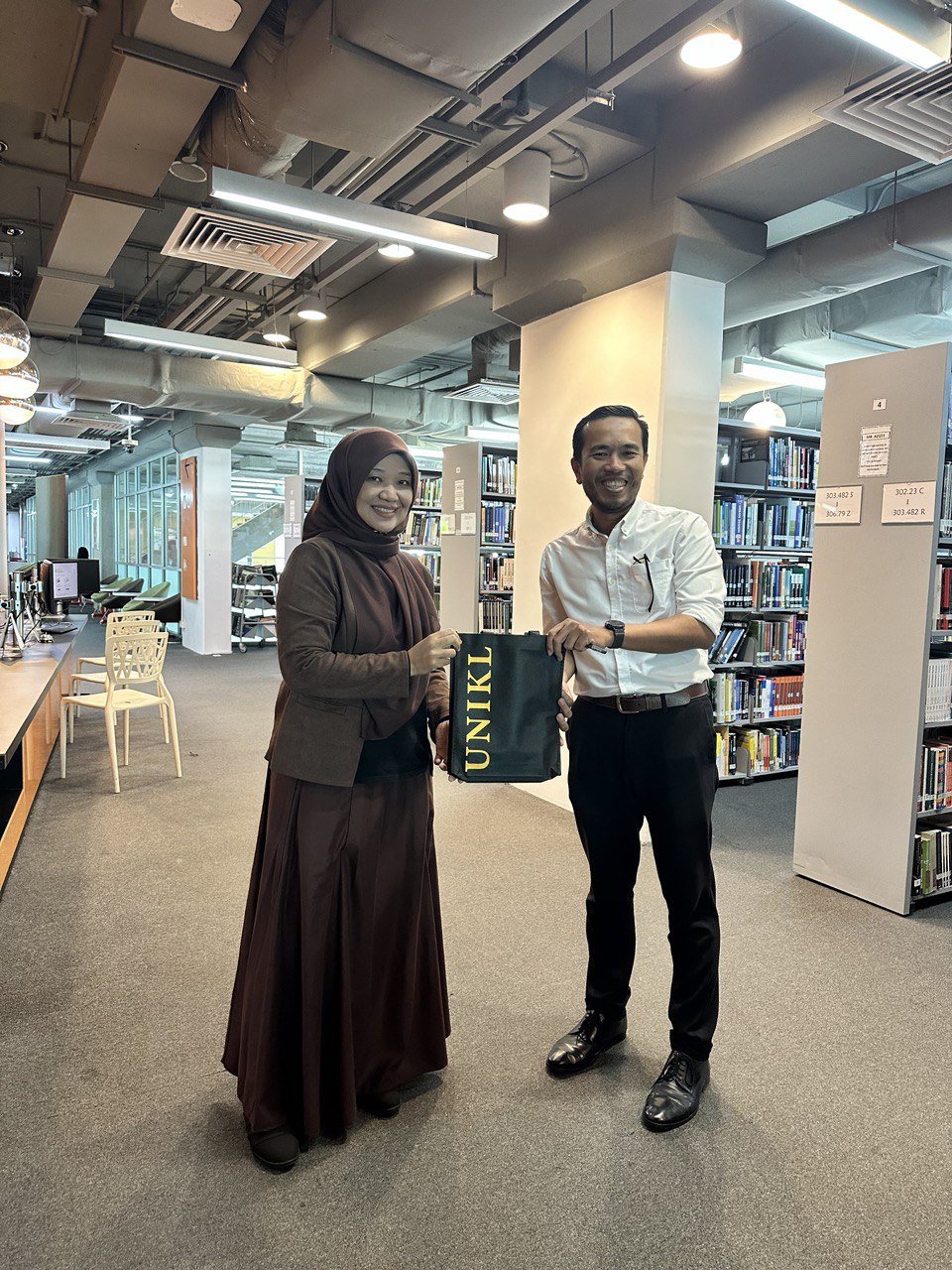 Benchmarking Visit from Tunku Azizah Knowledge Centre (TAKC), UniKL